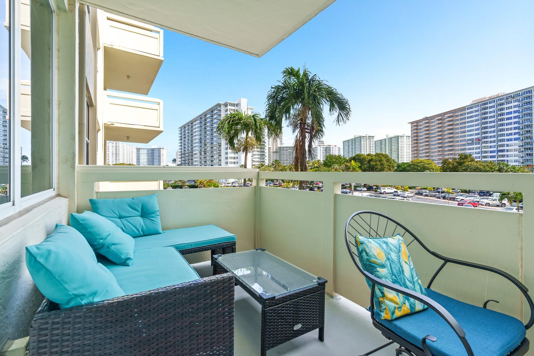 Coral Ridge Towers North - Residential