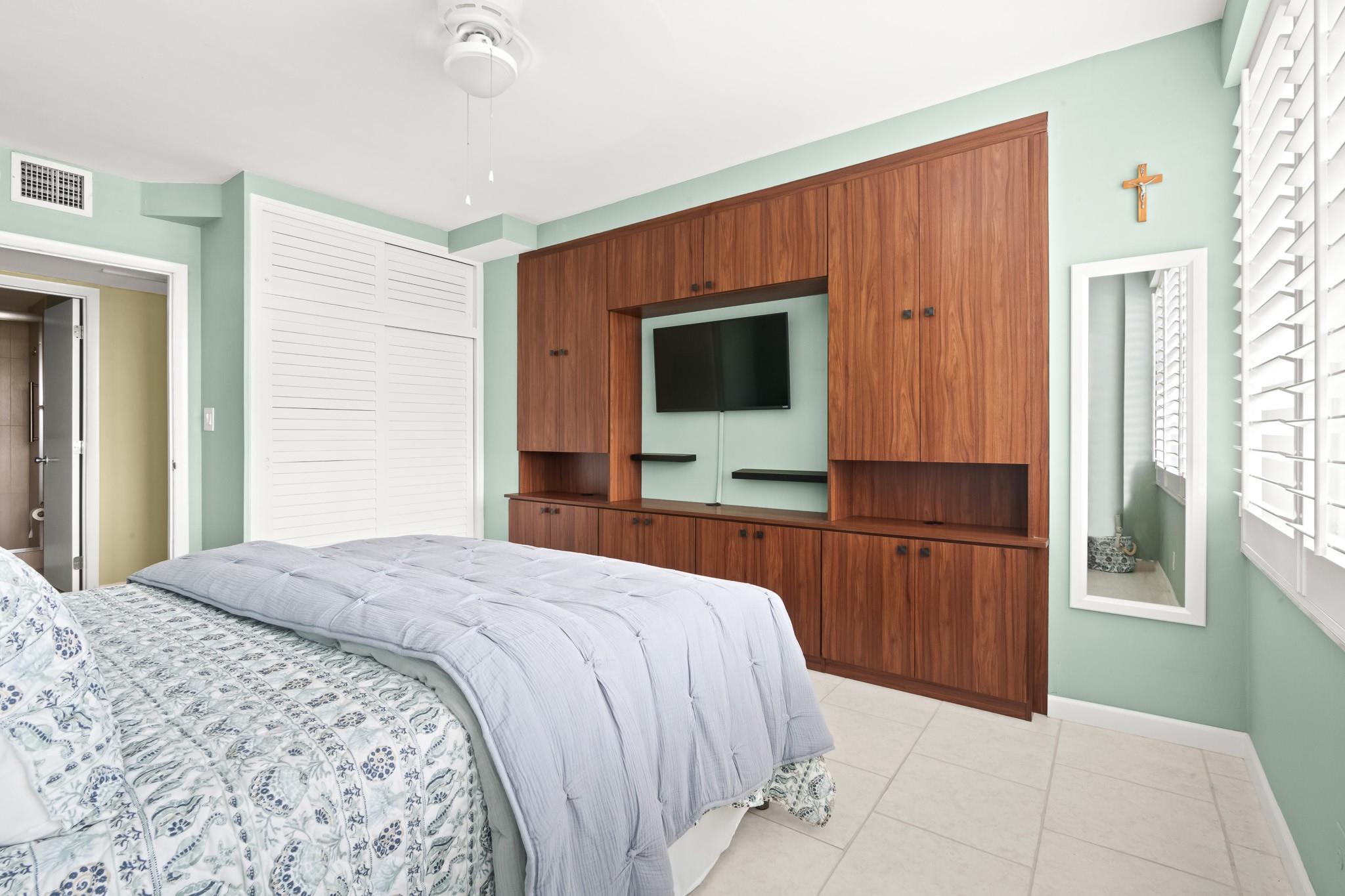 Coral Ridge Towers North - Residential