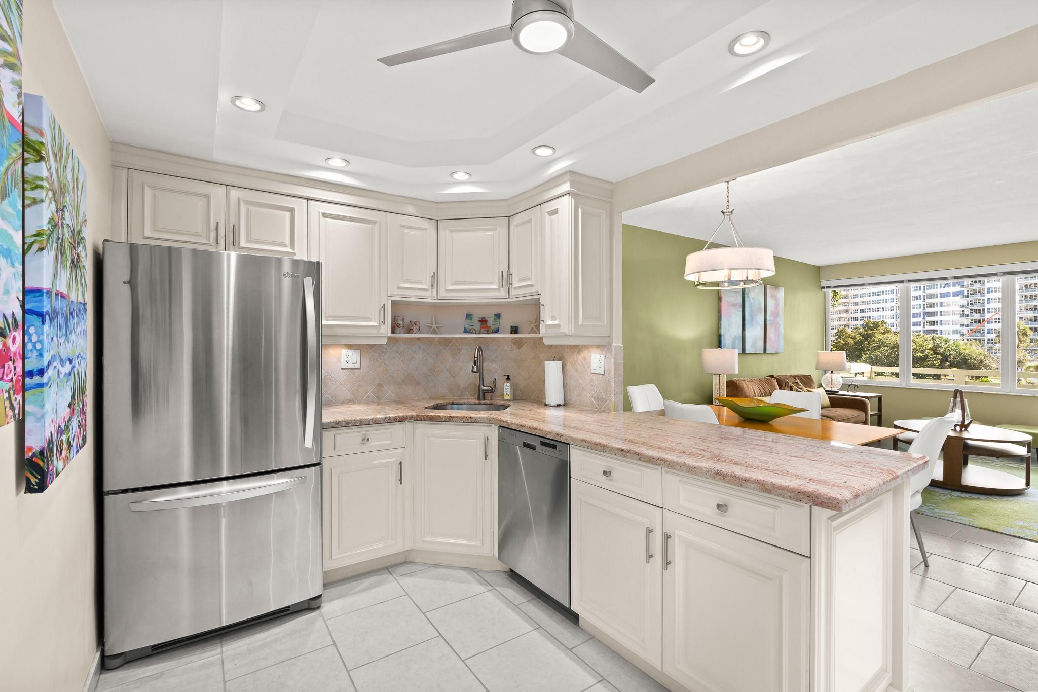 Coral Ridge Towers North - Residential