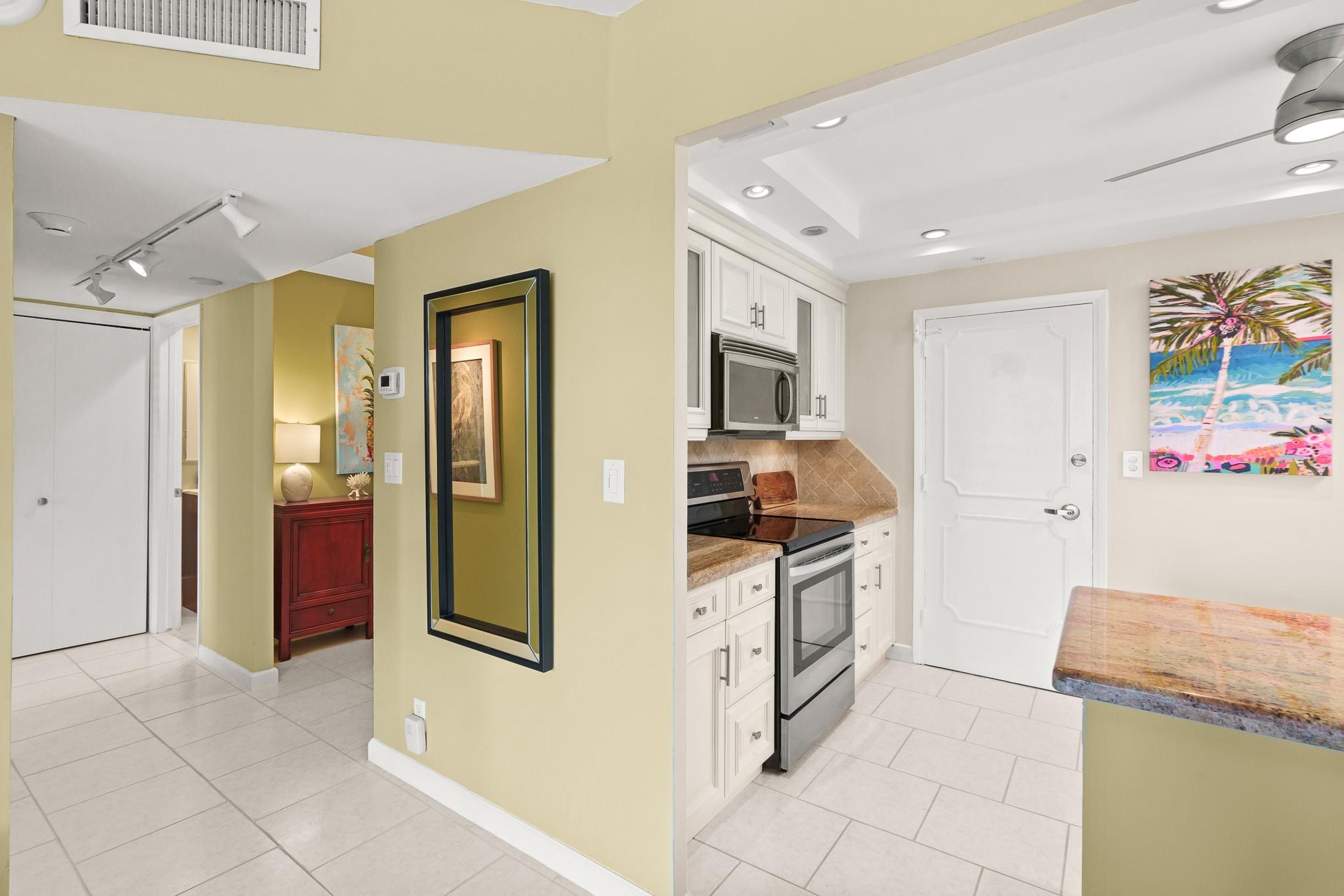 Coral Ridge Towers North - Residential
