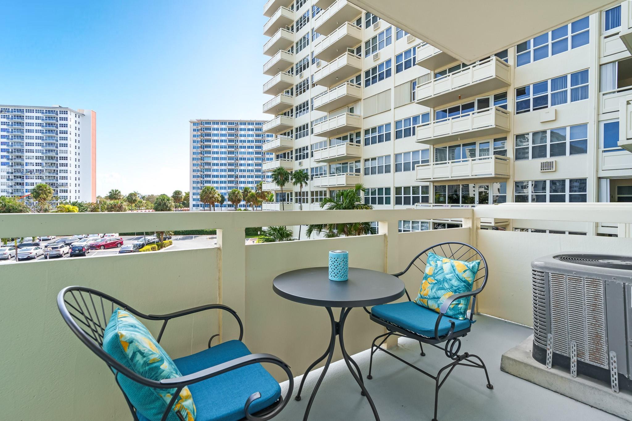 Coral Ridge Towers North - Residential