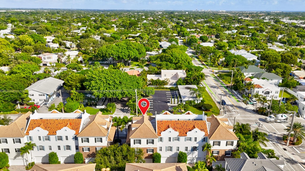 Photo of 143 N Cannery Row Circle, Delray Beach, FL 33444 (MLS # B26092735)