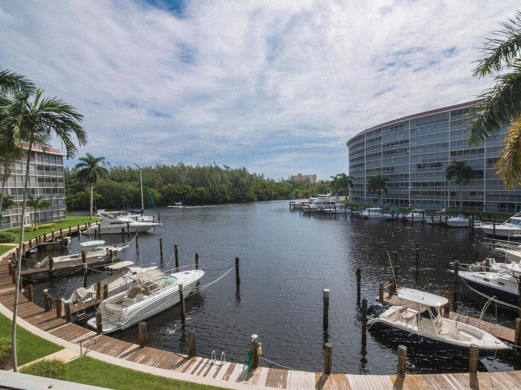 Hillsboro Cove - Residential