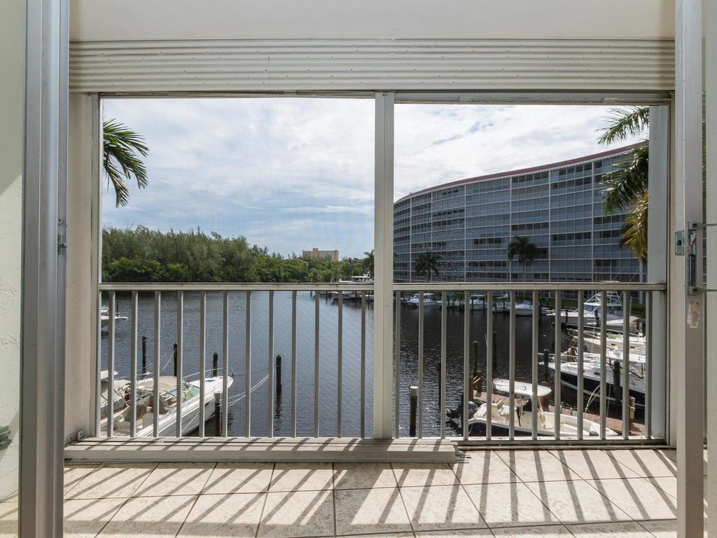 Hillsboro Cove - Residential