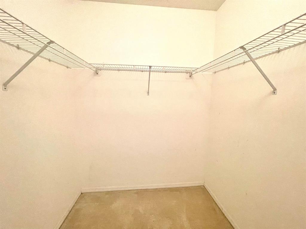 Lyons West 137-40 B - Hammock - Residential