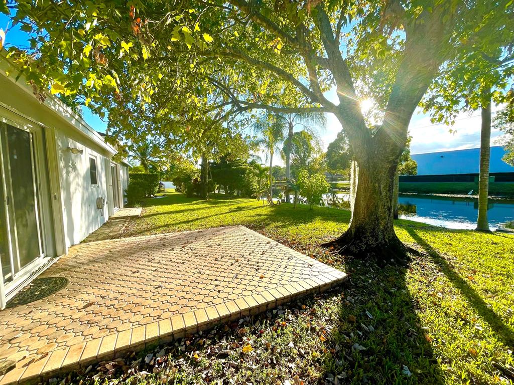 Lyons West 137-40 B - Hammock - Residential