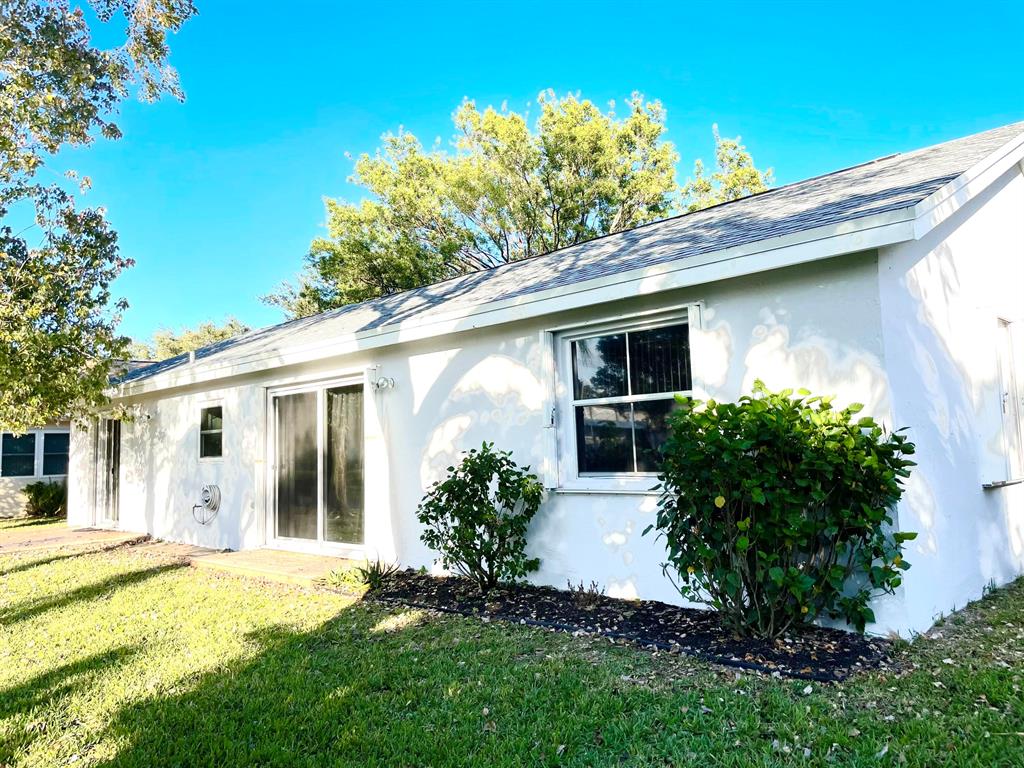 Lyons West 137-40 B - Hammock - Residential