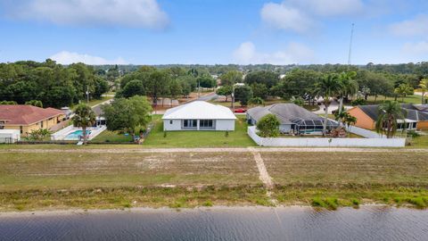 A home in Port St Lucie