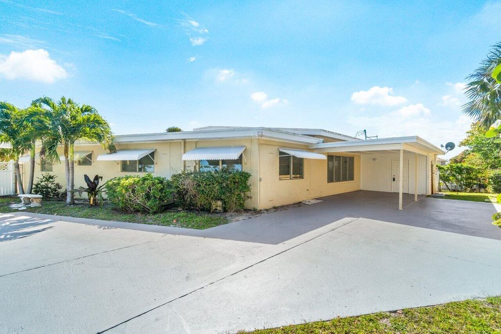 Photo of 2021 N Waterway Drive, North Palm Beach, FL 33408 (MLS # R10964351)