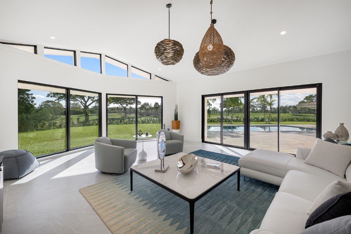 Coral Ridge Country Club - Residential