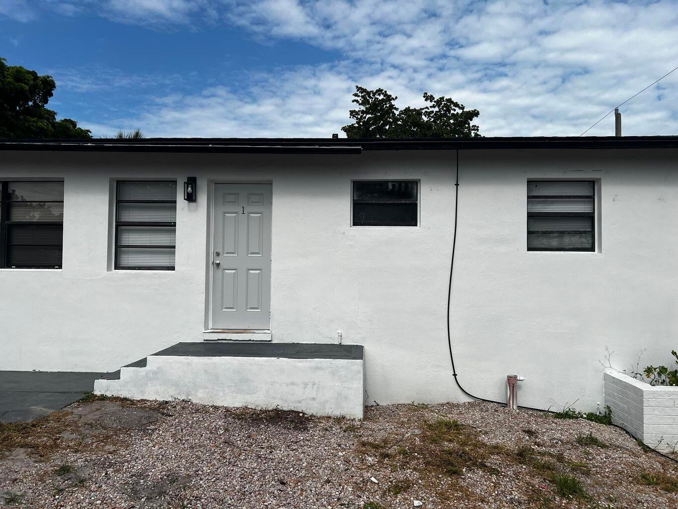 1197 W 35TH Street 1