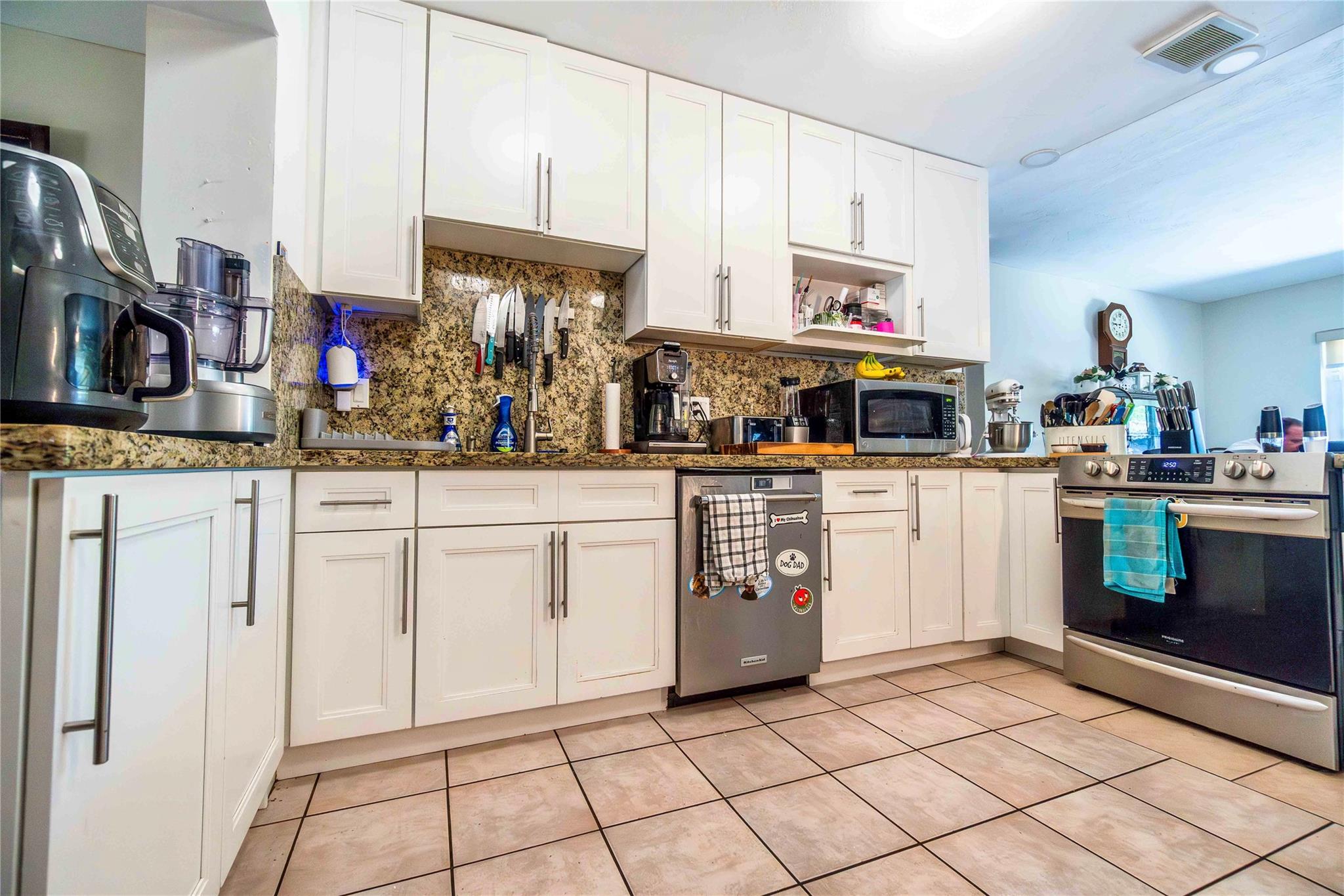 262 SW 8th St