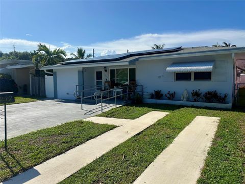 262 SW 8th St Dania Beach FL 33004