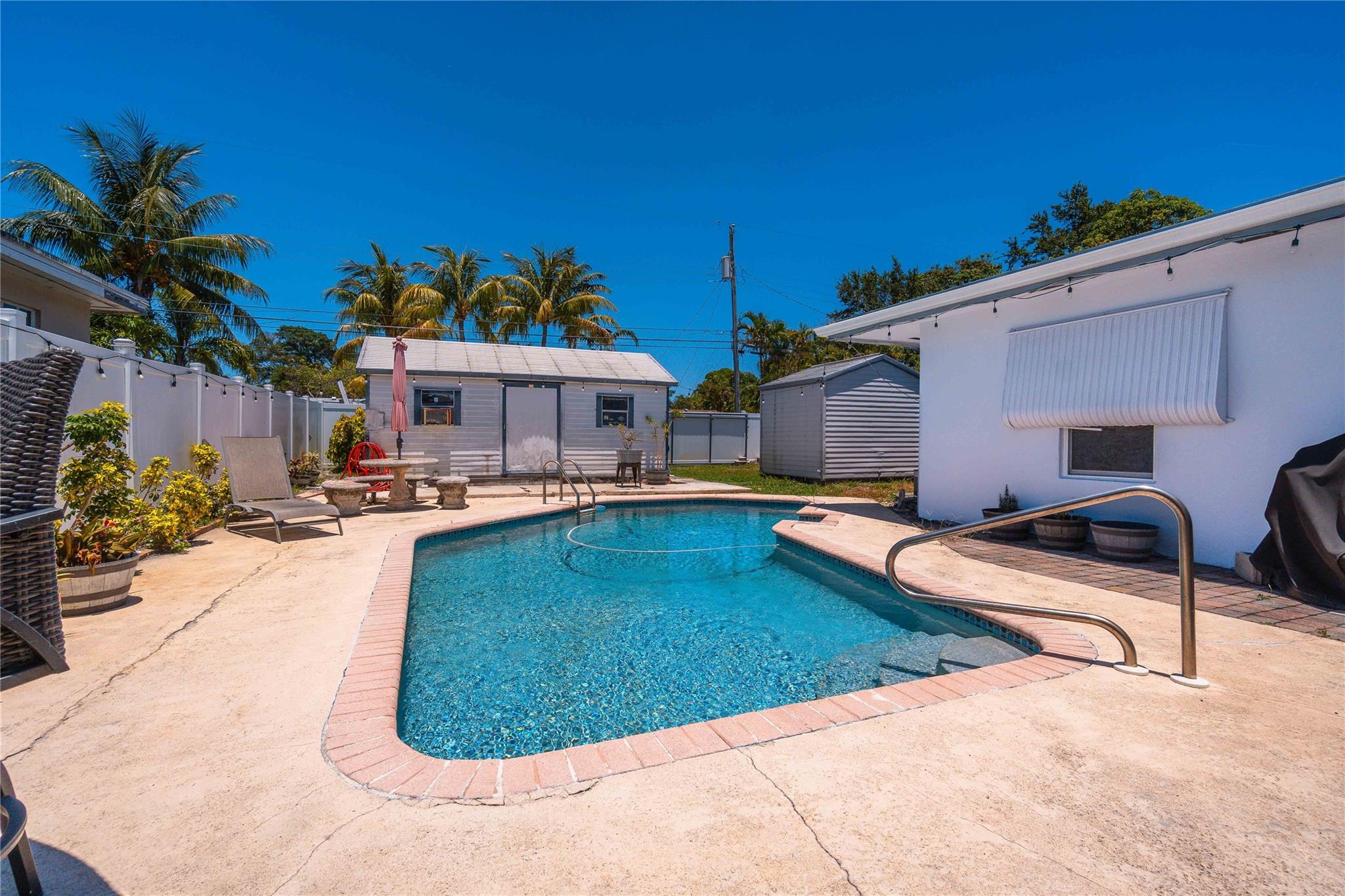 Dania Homesites 28-40 B - Residential