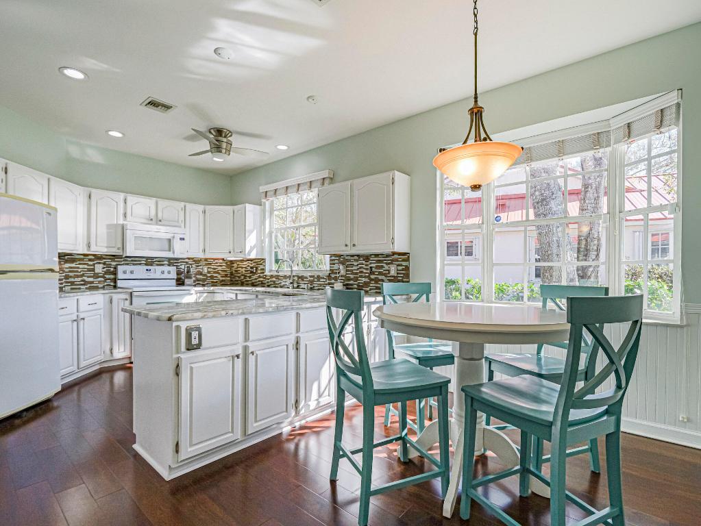 WALKER'S GLEN - UNIT 1 - Residential