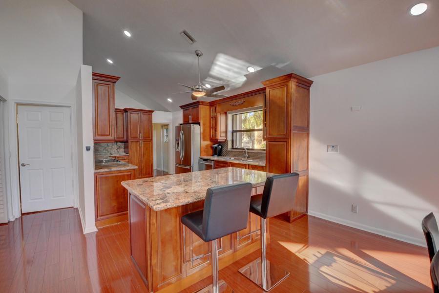 VILLE DE CAPRI  / POLO CL - Residential Lease