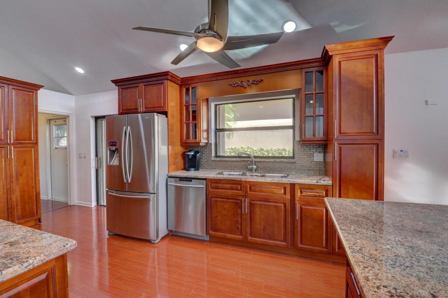 VILLE DE CAPRI  / POLO CL - Residential Lease