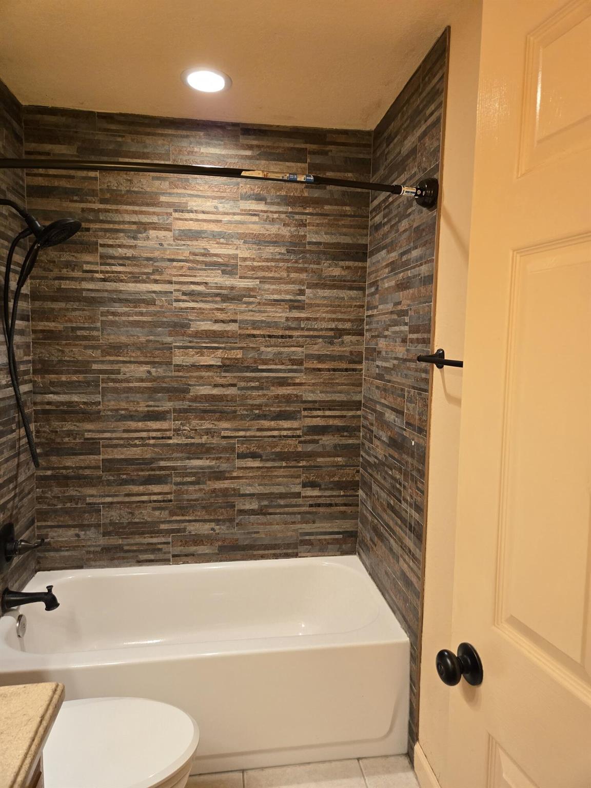 COUNTERPOINT ESTATES 6 - Residential