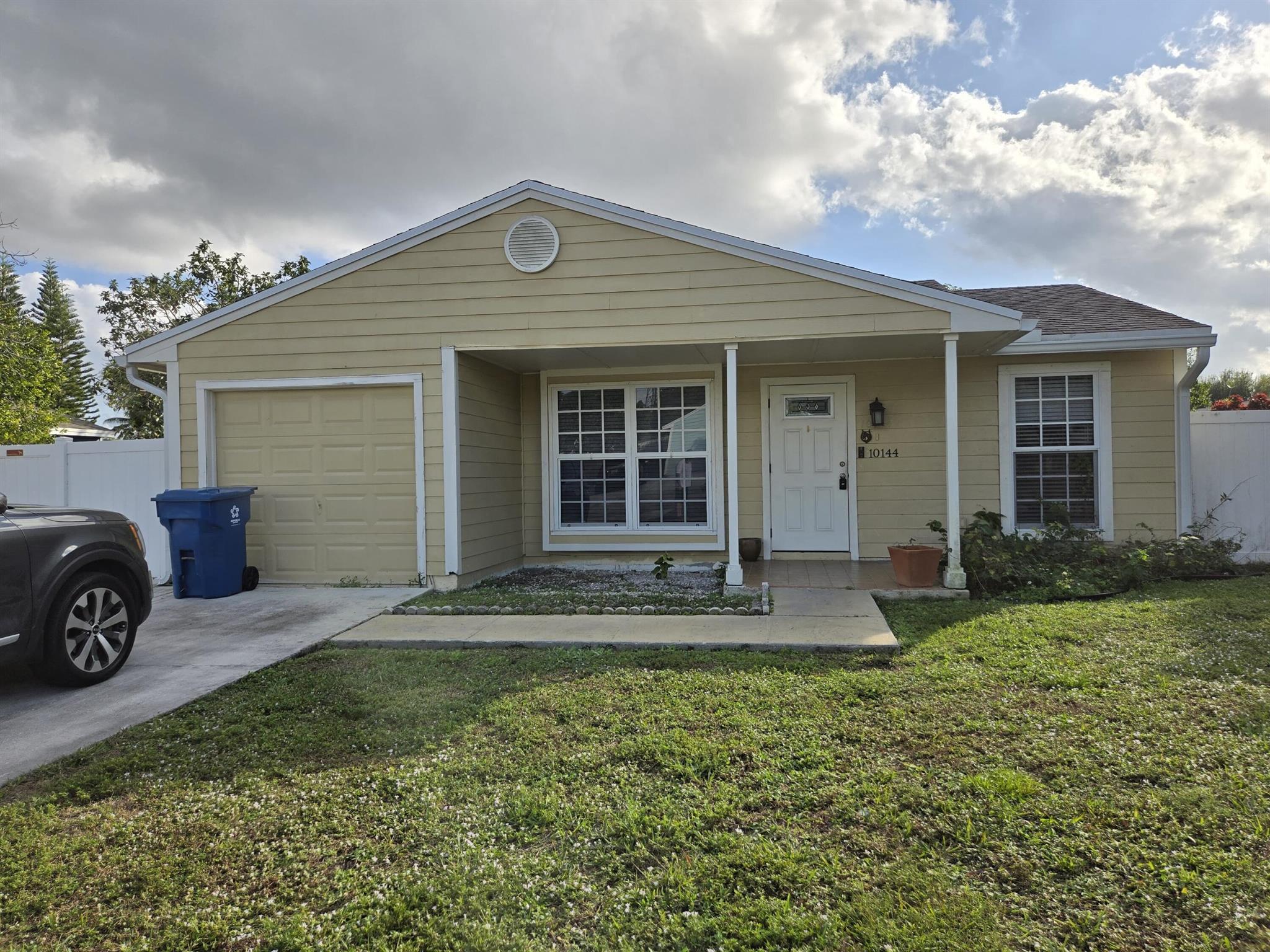 COUNTERPOINT ESTATES 6 - Residential