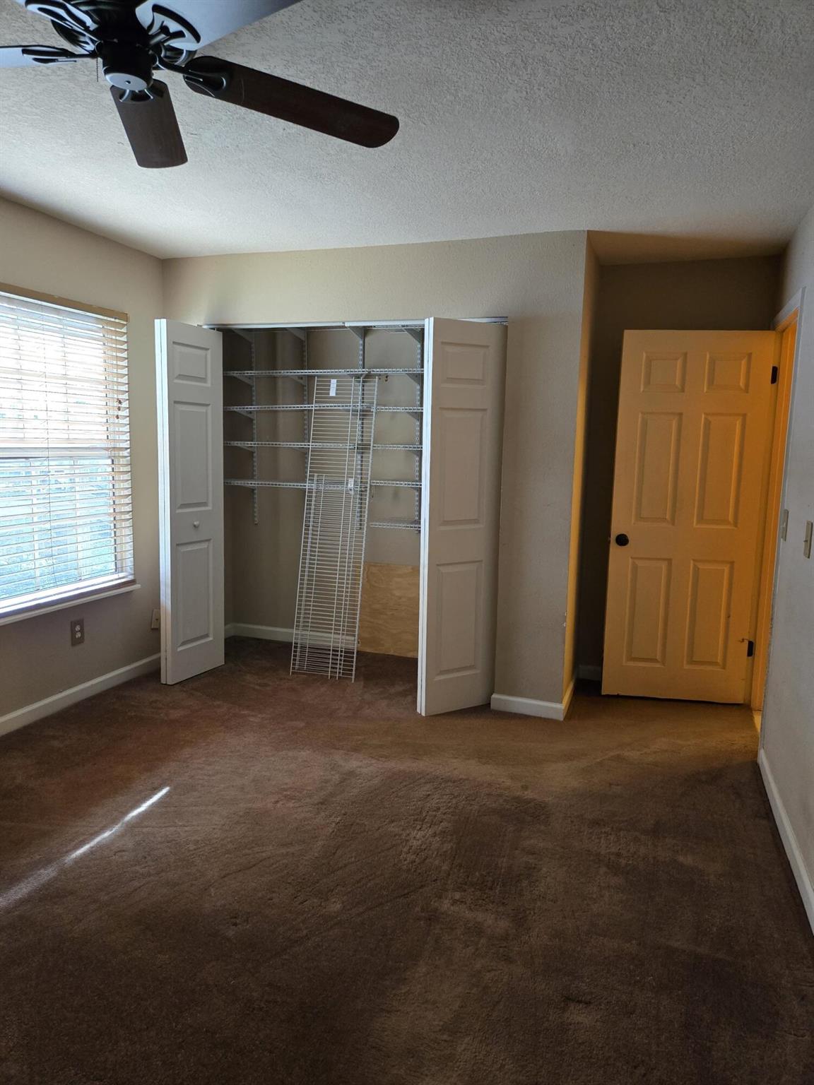 COUNTERPOINT ESTATES 6 - Residential