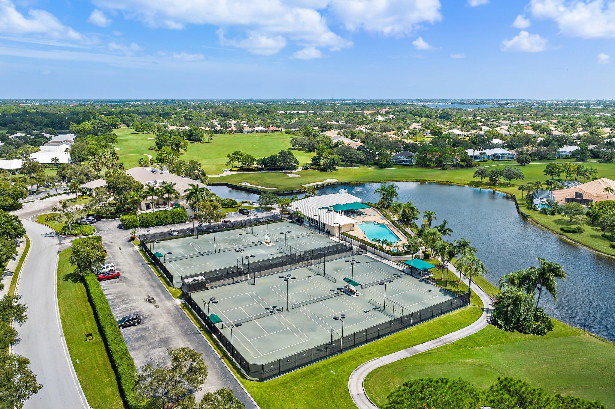 MONARCH COVE  MARTIN DOWN - Residential