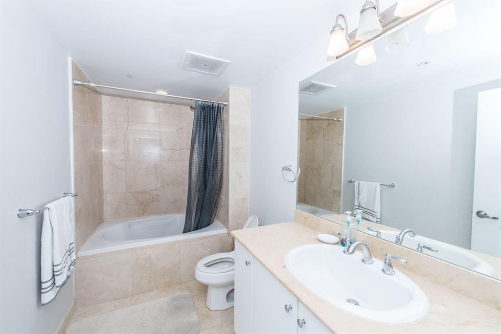 CASA COSTA CONDO - Residential