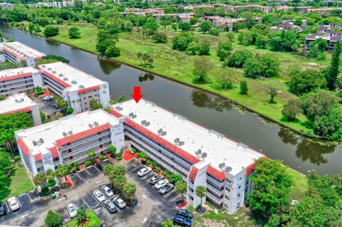 A home in Lauderhill