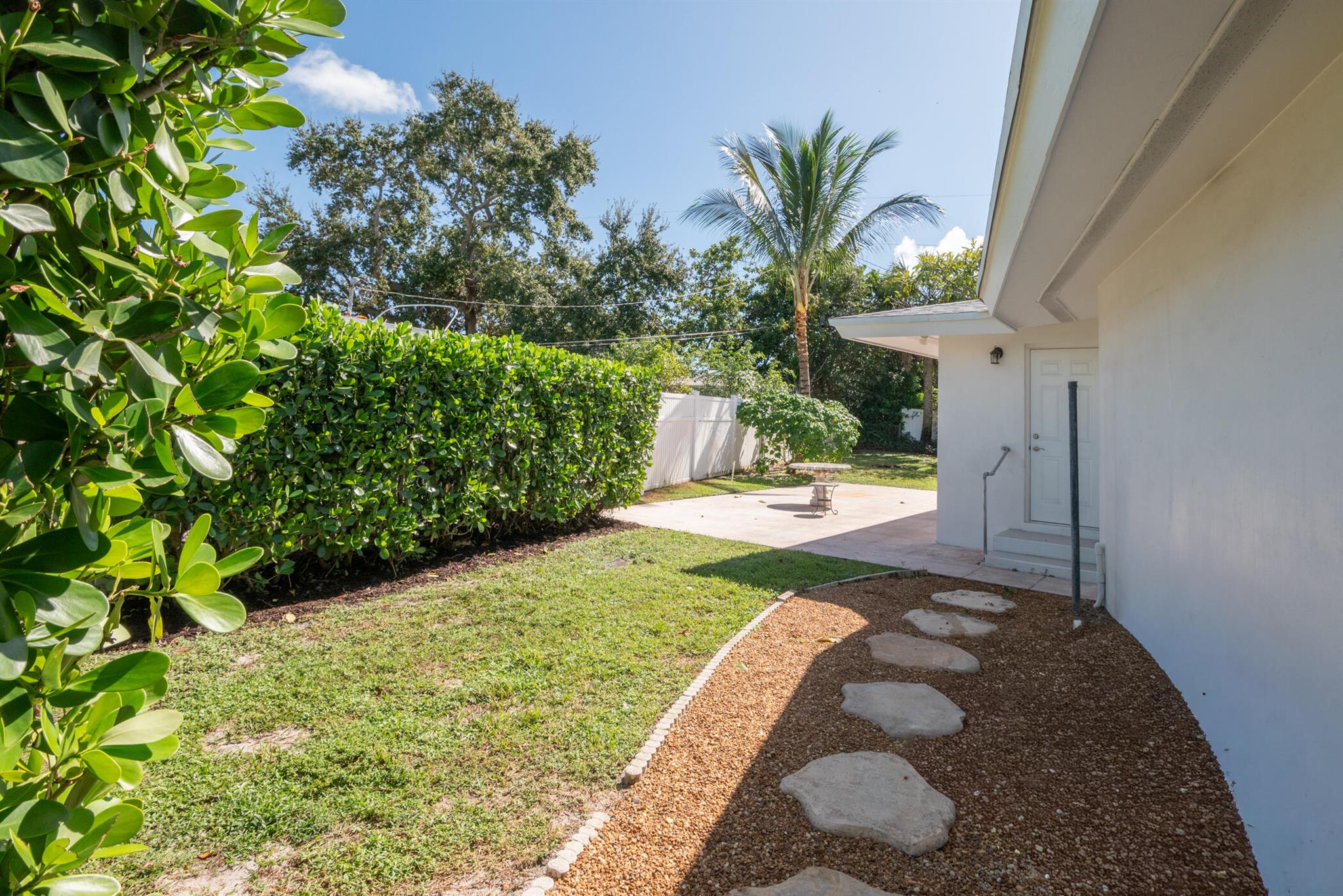 LAKE CLARKE ISLE 2 - Residential