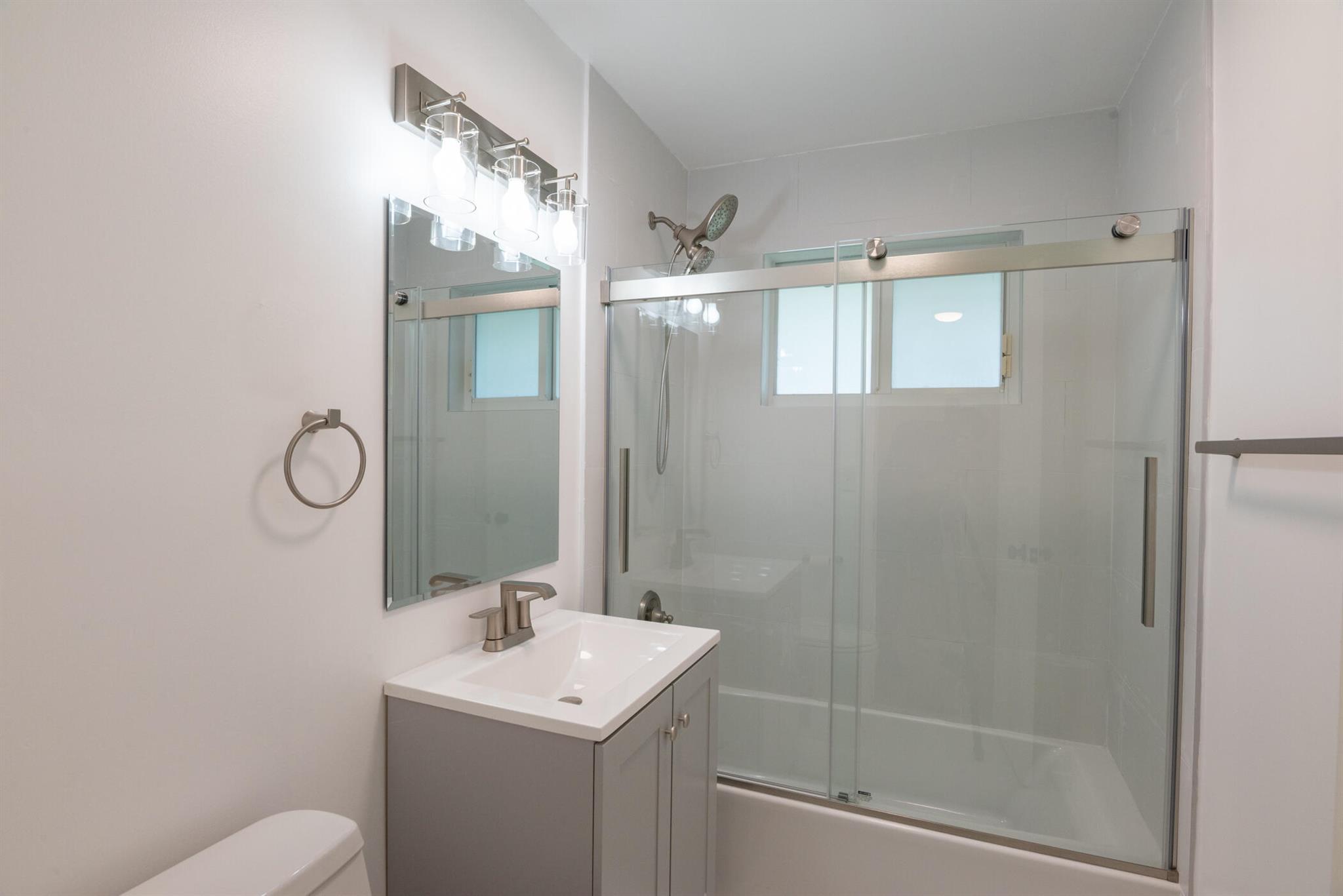 LAKE CLARKE ISLE 2 - Residential