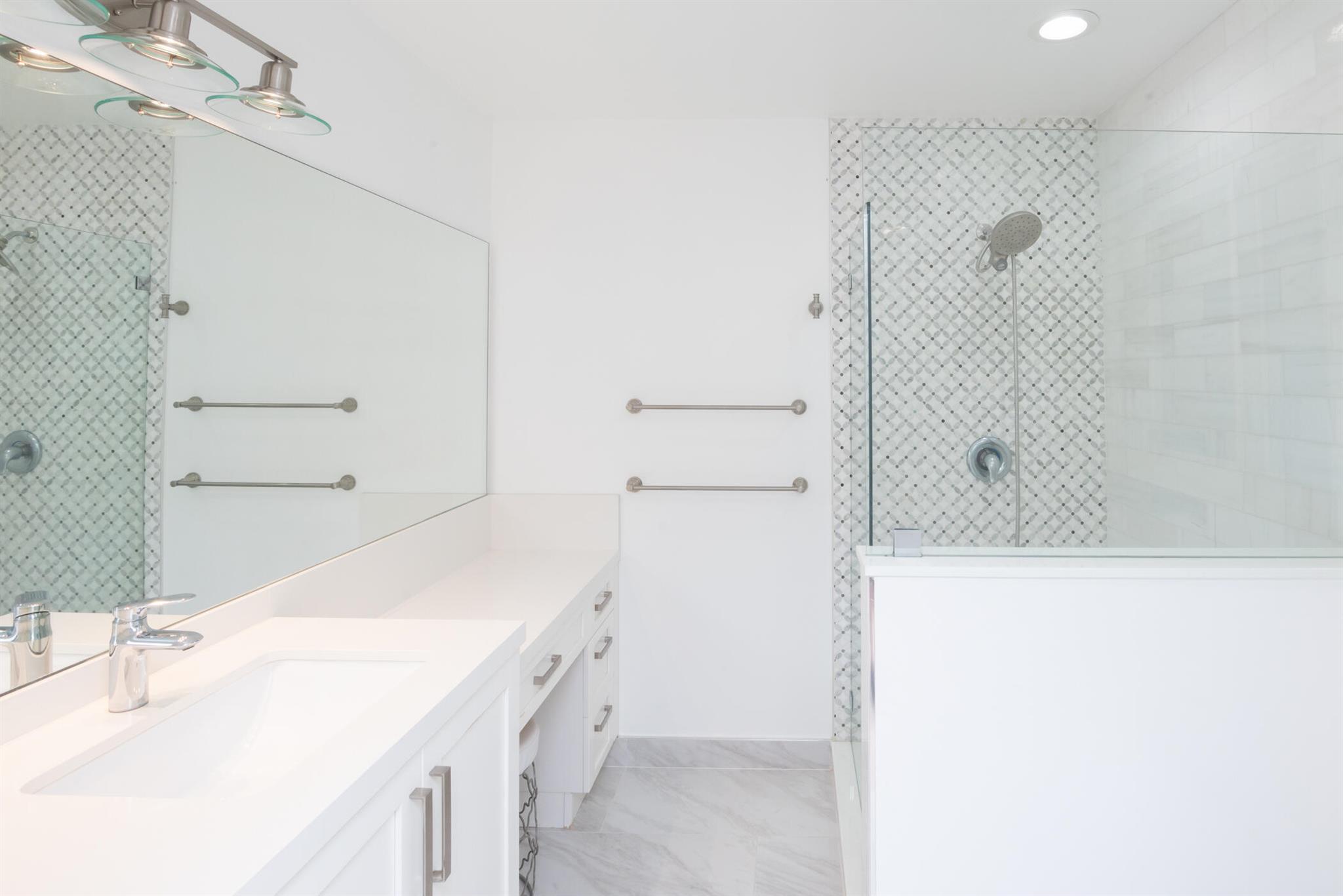 LAKE CLARKE ISLE 2 - Residential