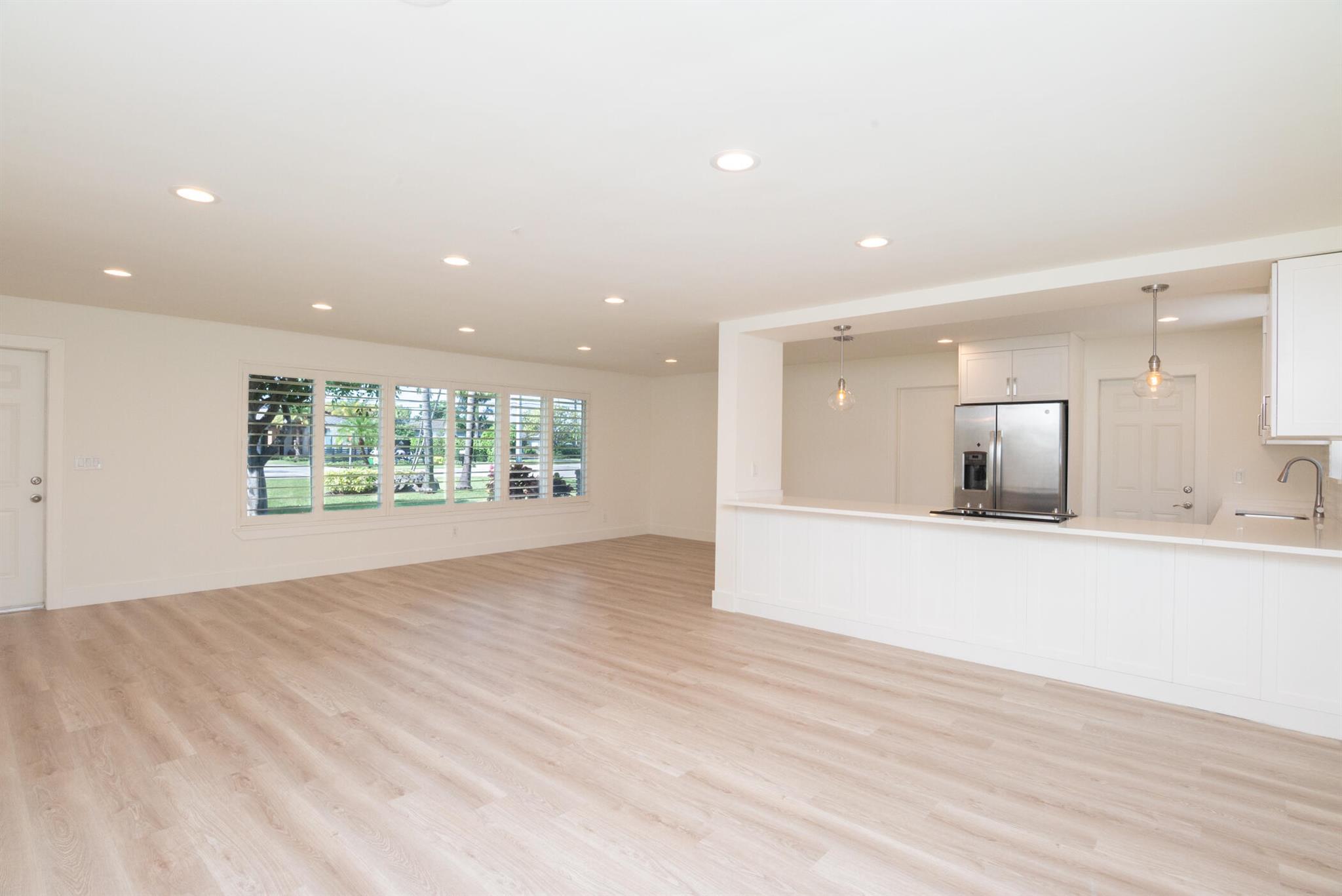 LAKE CLARKE ISLE 2 - Residential