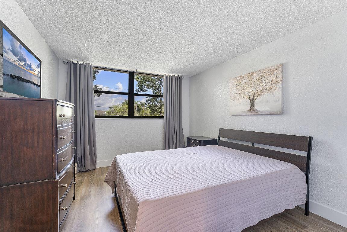 Country Club Village - Residential