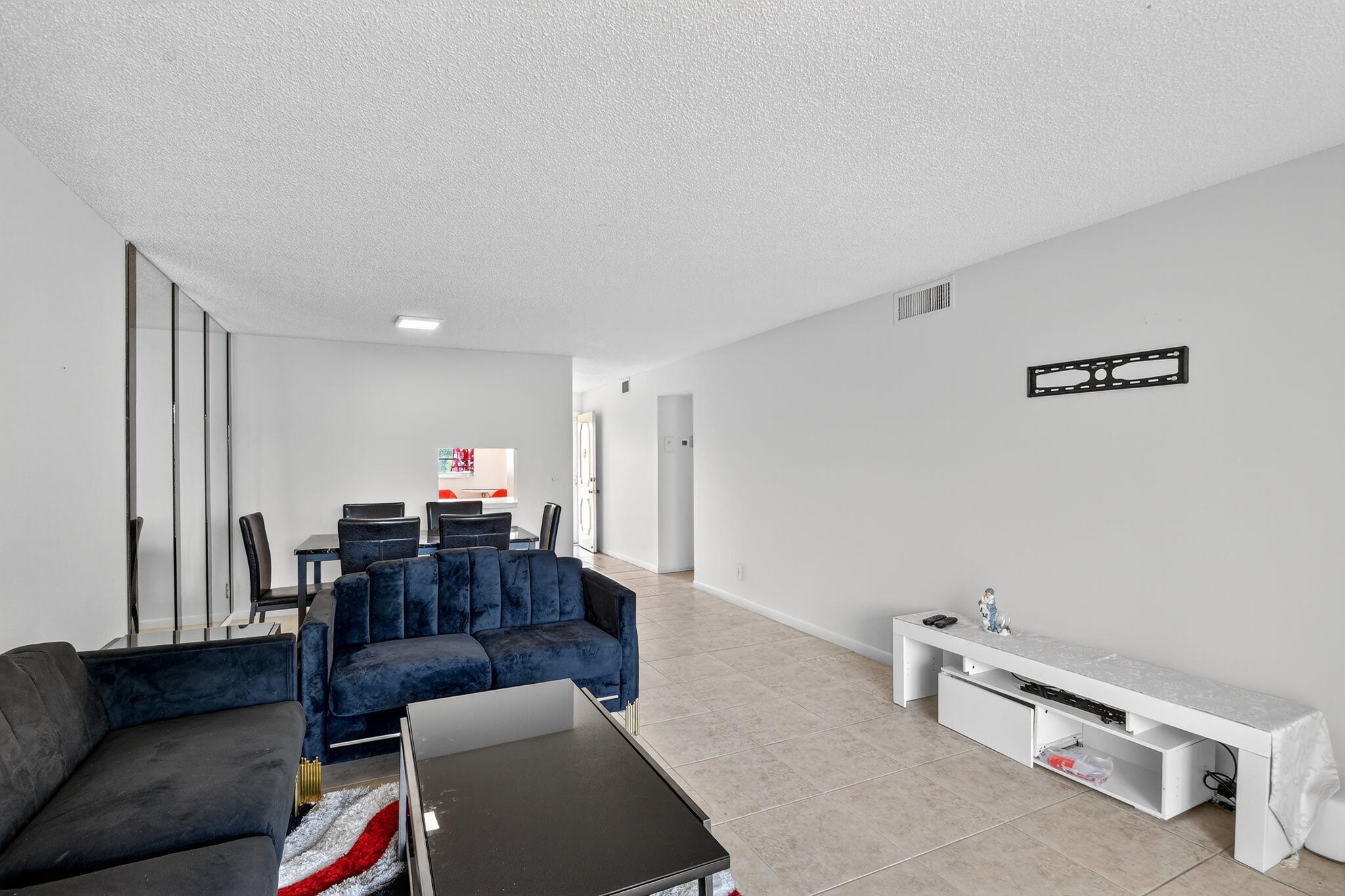 VILLAGE ROYALE GREENWOOD CONDO - Residential