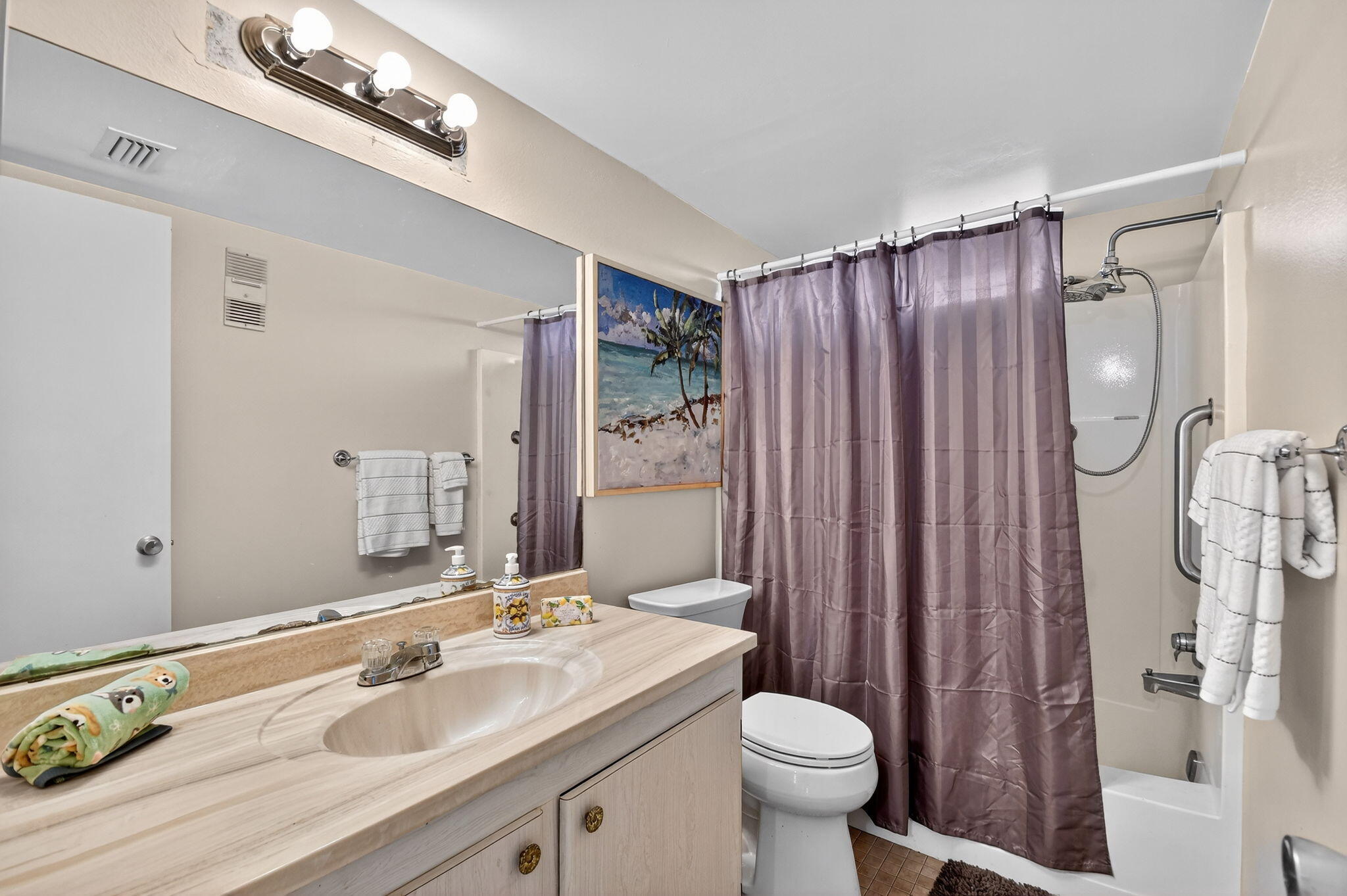 VILLAGE ROYALE GREENWOOD CONDO - Residential