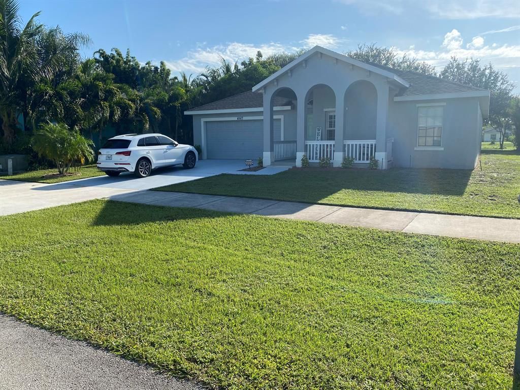 Photo of 4567 SE Murray Cove Circle, Stuart, FL 34997 (MLS # R10742397)
