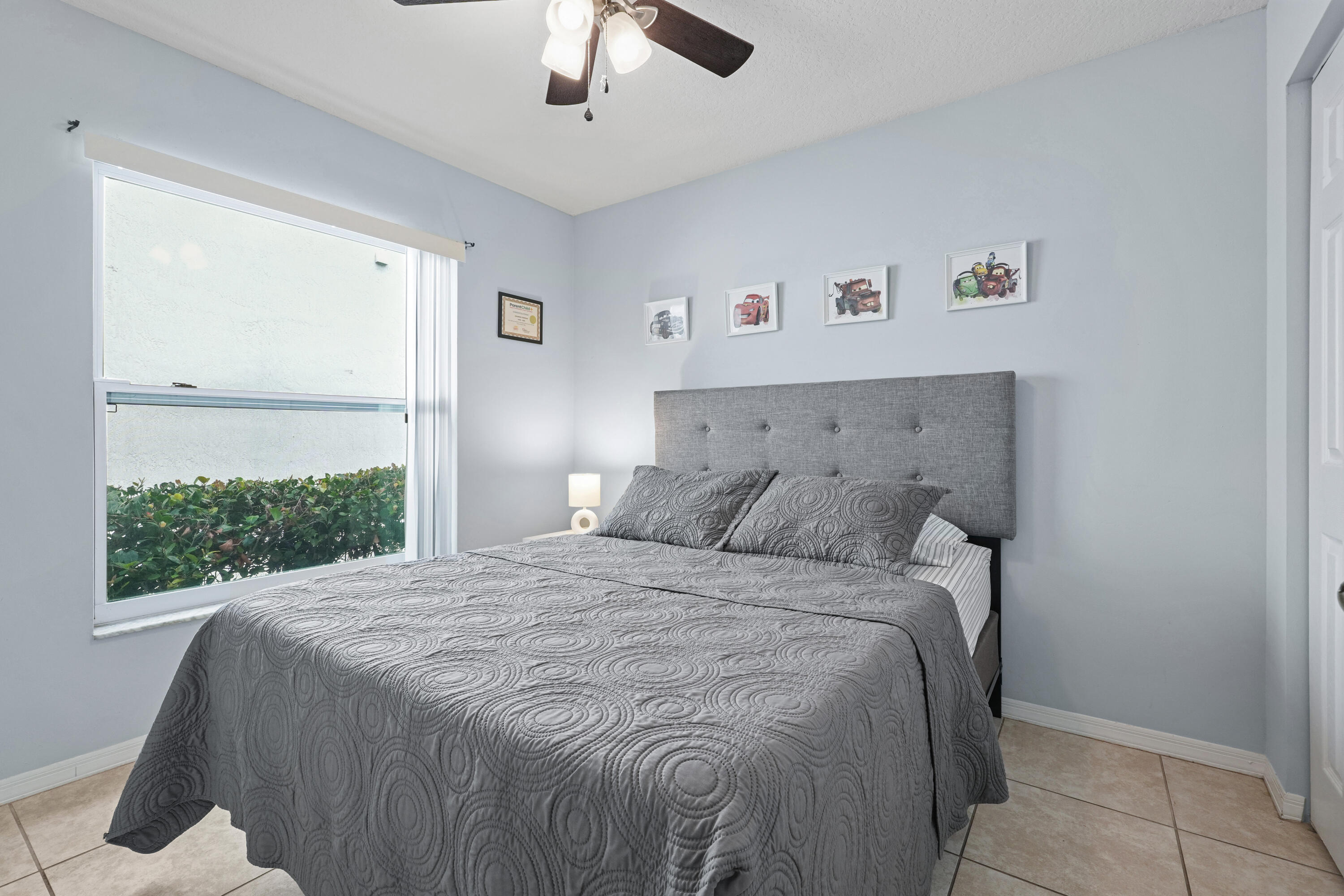 LANTERN KEY - Residential Lease