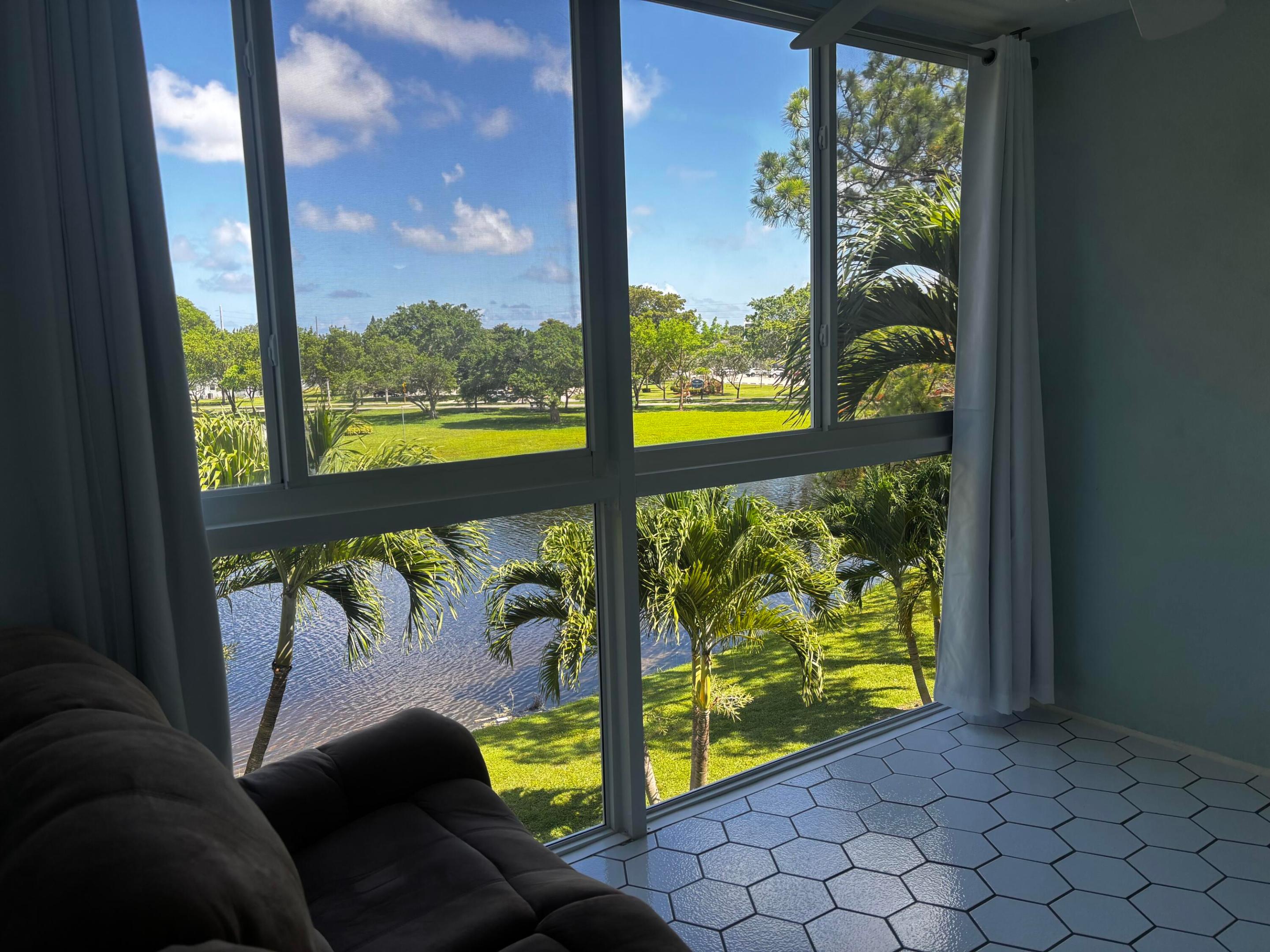 GRANTHAM A CONDO - Residential