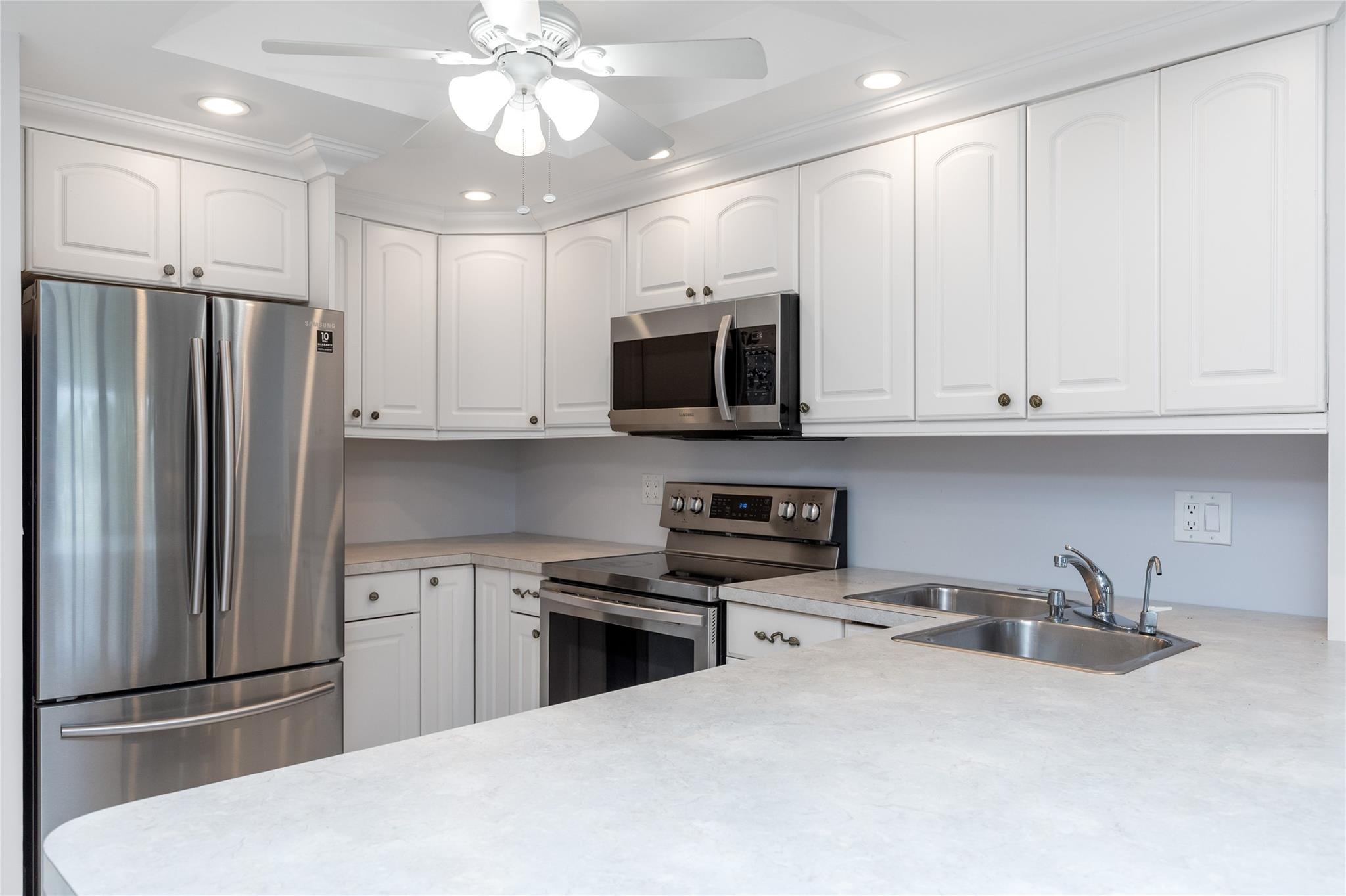 2731 NE 14th Street Cswy 134