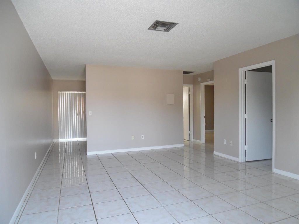 Photo of 3990 Hernden Drive #3990, Lake Worth, FL 33461 (MLS # R10999147)