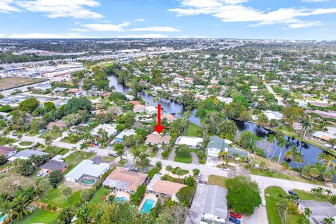 Single Family Residence in Oakland Park FL 651 34th St St 39.jpg