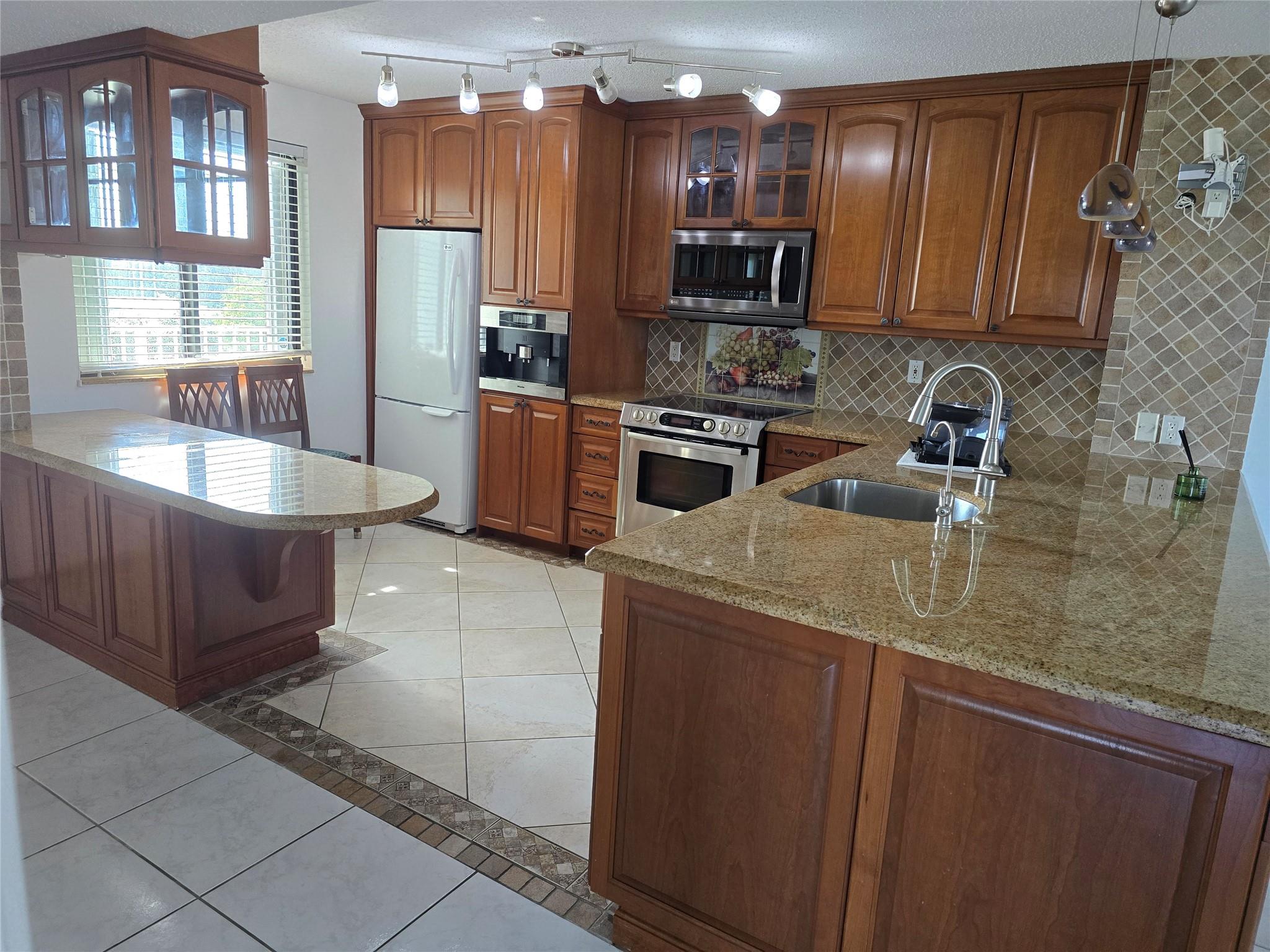 Cypress Bend Condo Vii - Residential Lease