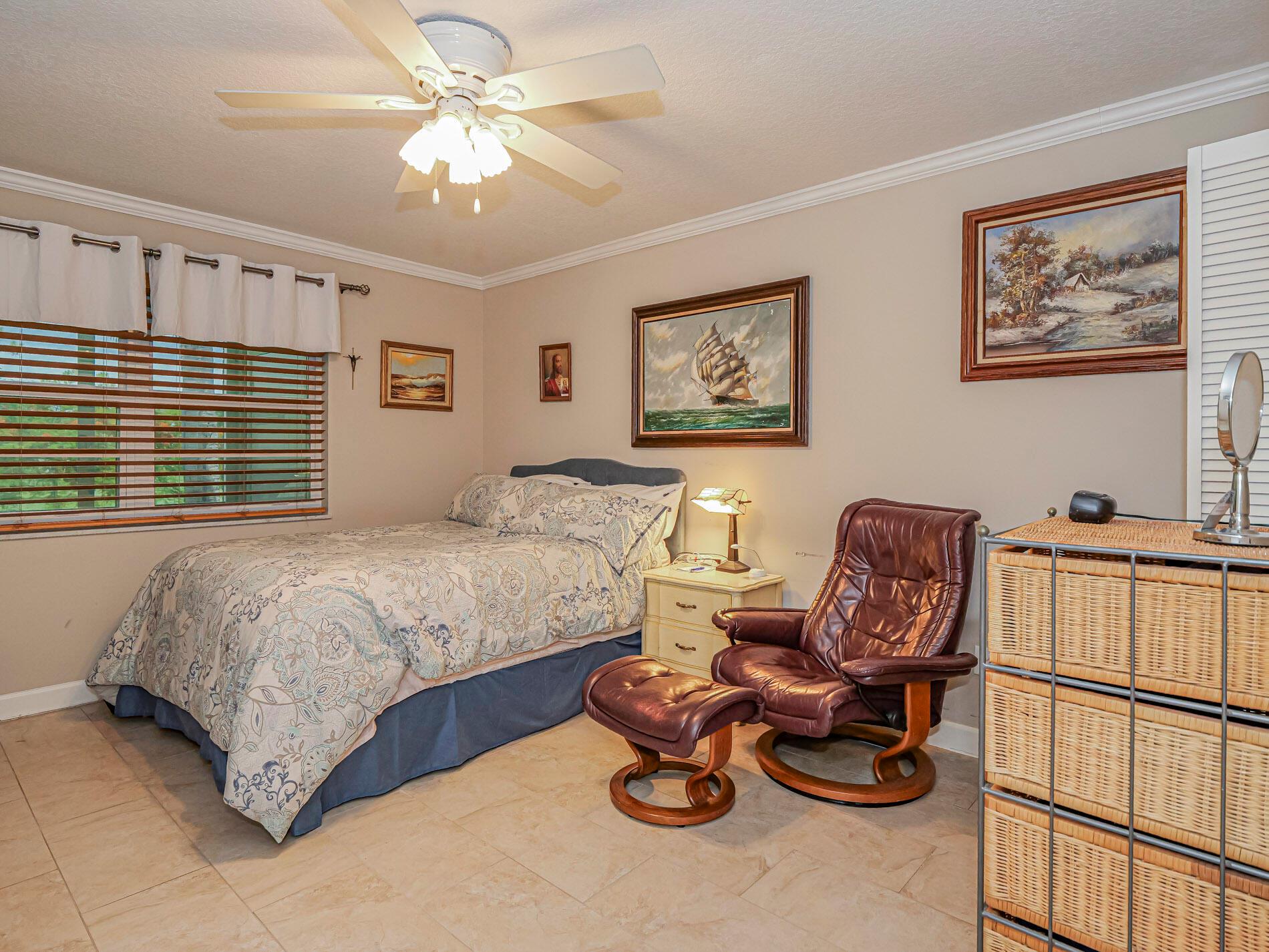 KING MOUNTAIN CONDO (AKA - Residential