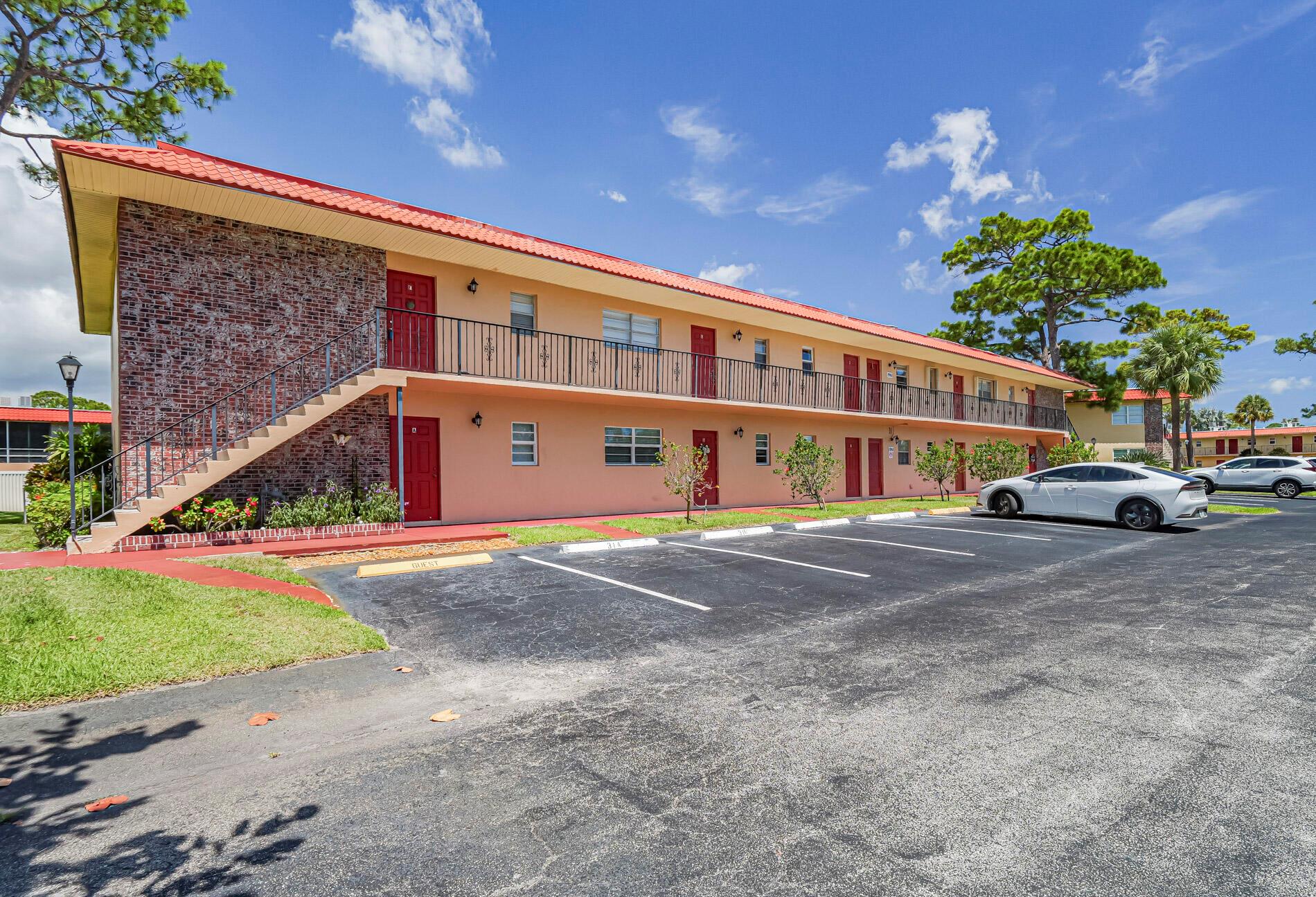 1961 SW Palm City Road H