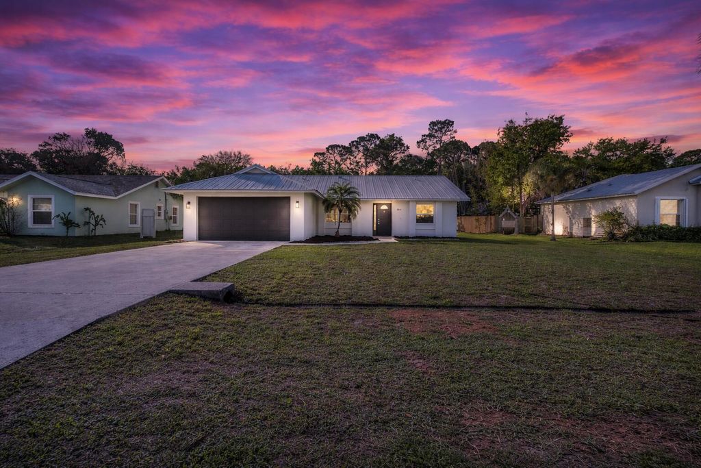 Photo of 2514 SE Alfonso Avenue, Port Saint Lucie, FL 34952 (MLS # R11166129)