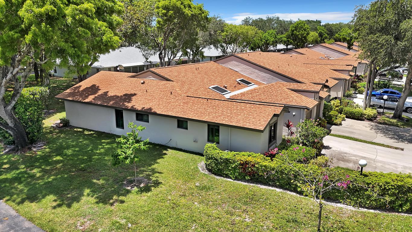 18619 Breezy Palm Way