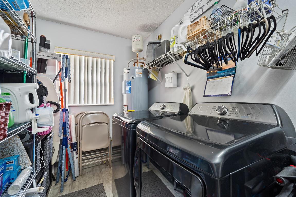 KINGS ISLE PHASE III - Residential