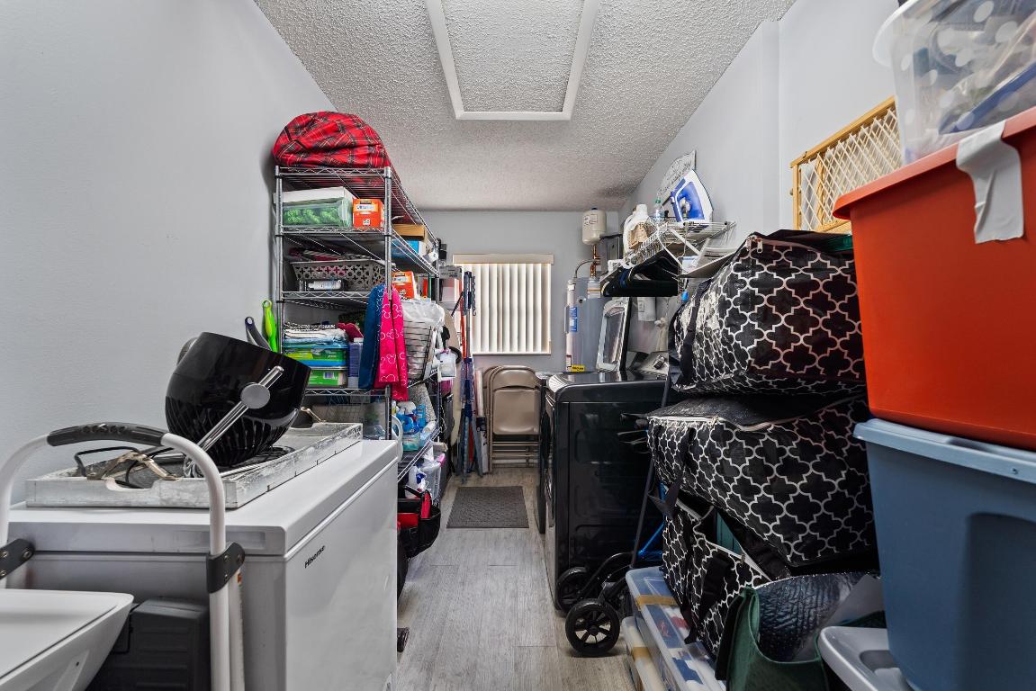 KINGS ISLE PHASE III - Residential