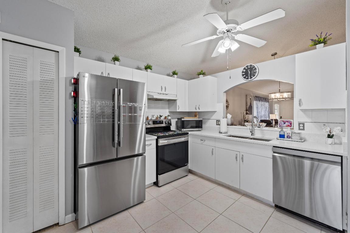 KINGS ISLE PHASE III - Residential