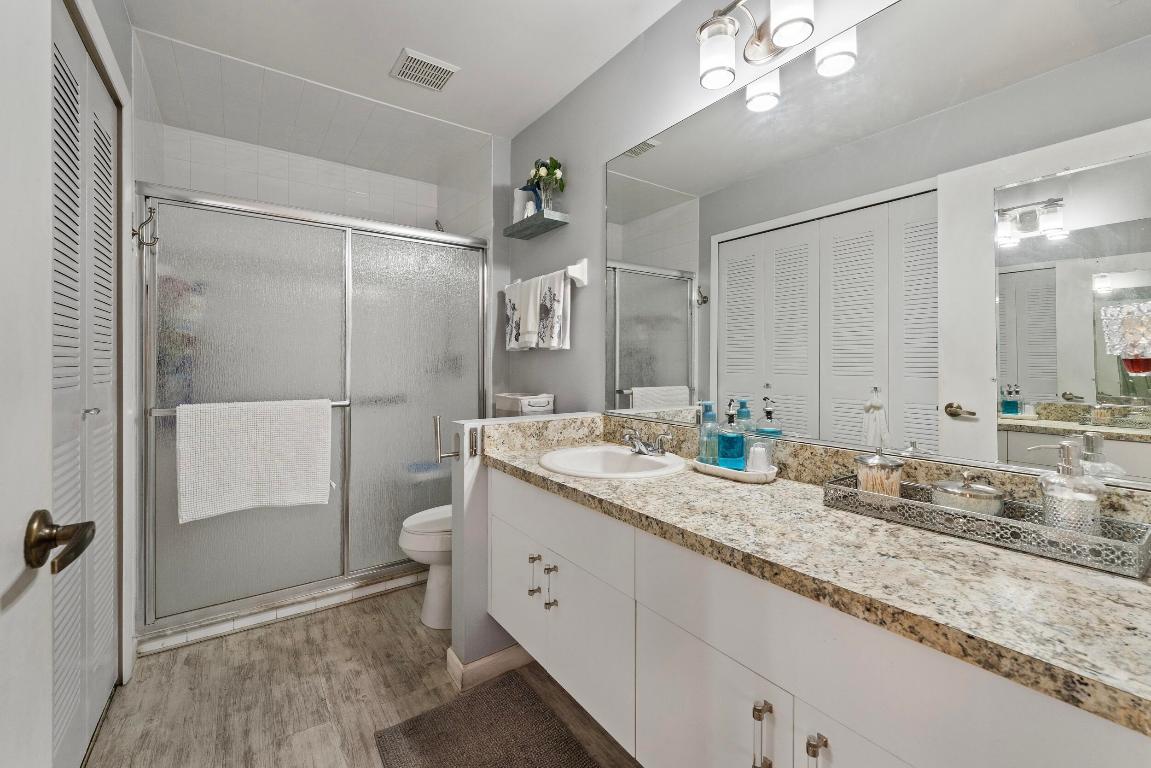 KINGS ISLE PHASE III - Residential