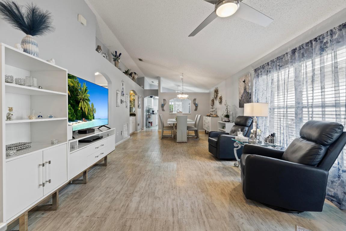 KINGS ISLE PHASE III - Residential